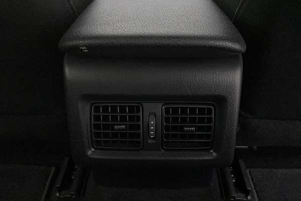 2024 Toyota Camry Ascent AXVH70R