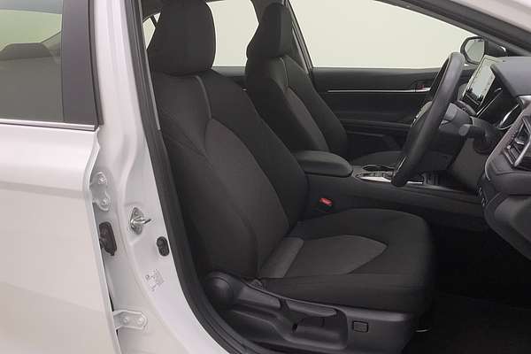 2024 Toyota Camry Ascent AXVH70R