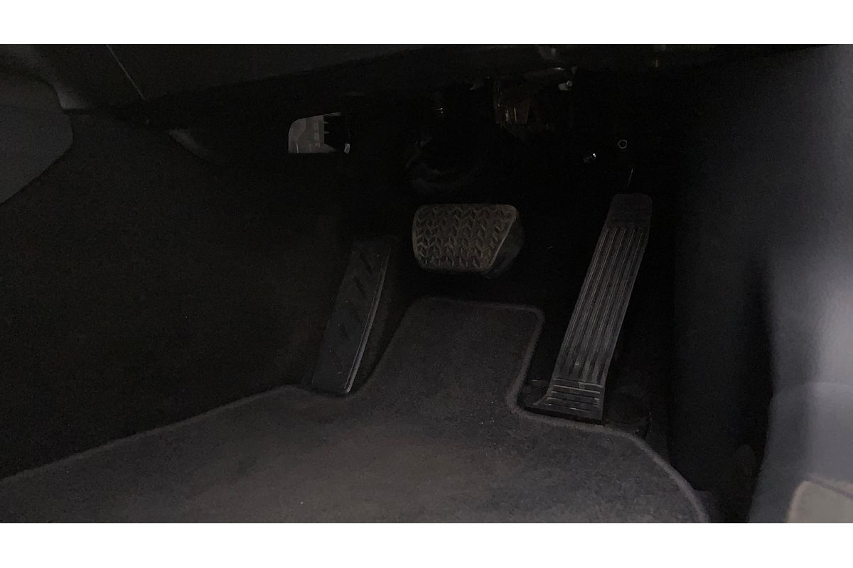 2024 Toyota Camry Ascent AXVH70R
