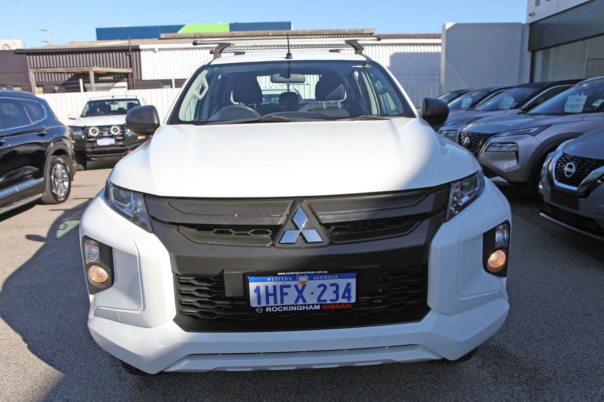 2021 Mitsubishi Triton GLX MR 4X4