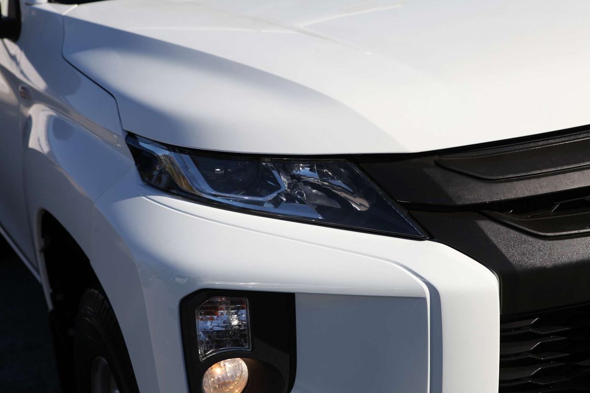 2021 Mitsubishi Triton GLX MR 4X4