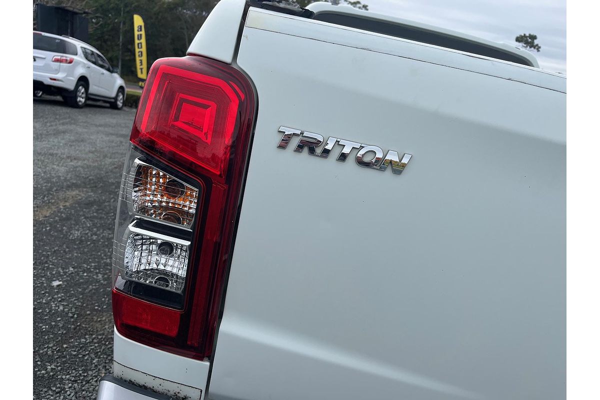 2019 Mitsubishi Triton GLX+ MR 4X4