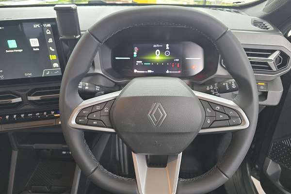 2025 Renault Duster Techno X1311