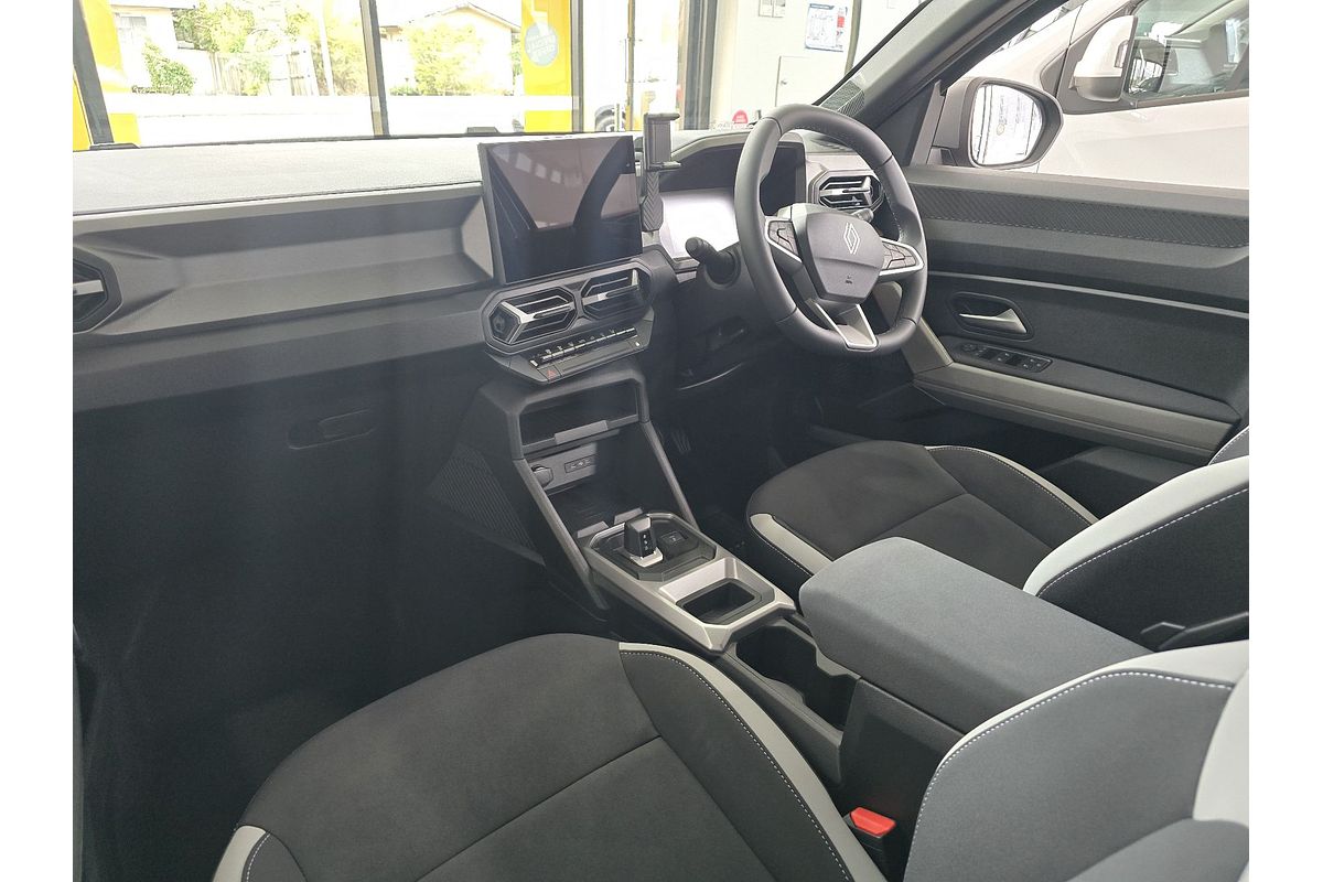2025 Renault Duster Techno X1311