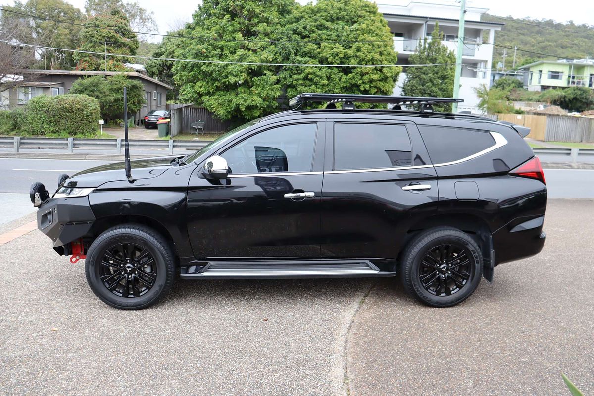 2022 Mitsubishi Pajero Sport GSR QF