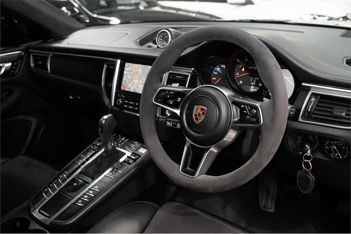 2016 Porsche Macan GTS 95B