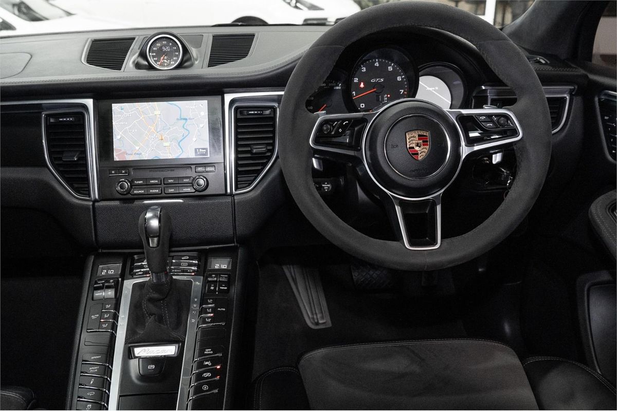 2016 Porsche Macan GTS 95B