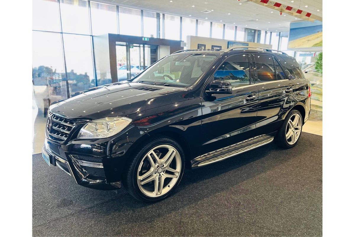 2015 Mercedes-Benz M-Class ML250 BlueTEC W166