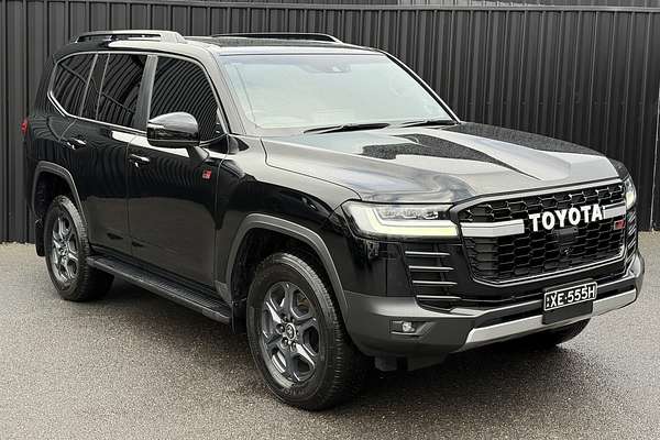 2024 Toyota Landcruiser GR Sport FJA300R