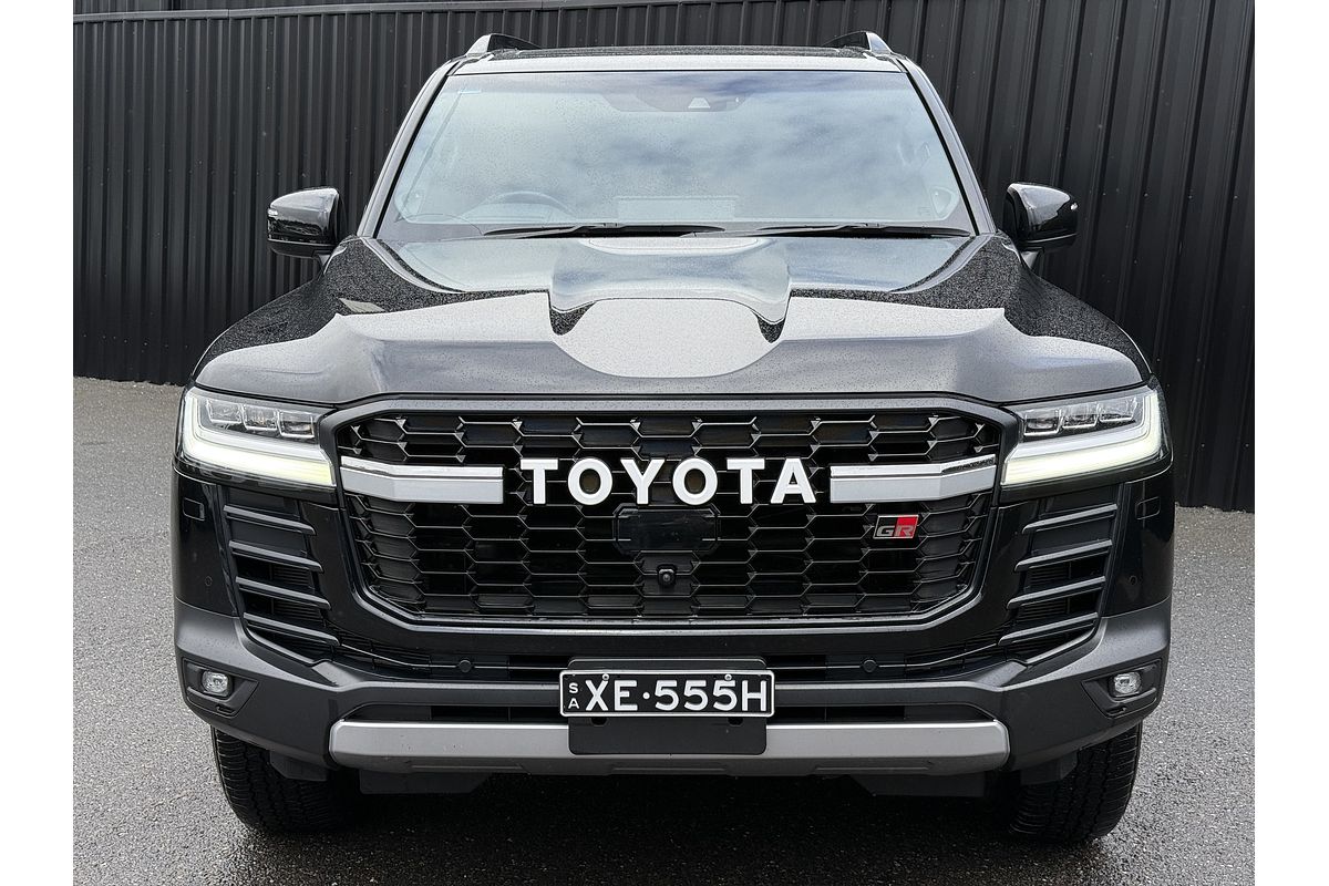 2024 Toyota Landcruiser GR Sport FJA300R