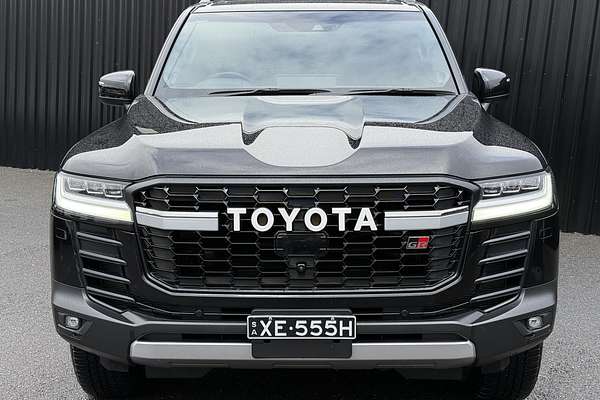 2024 Toyota Landcruiser GR Sport FJA300R