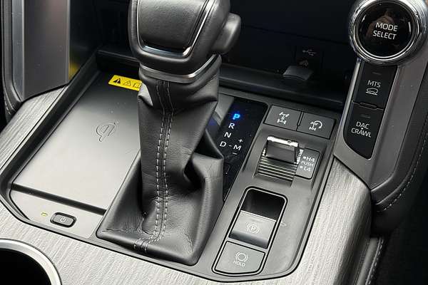 2024 Toyota Landcruiser GR Sport FJA300R