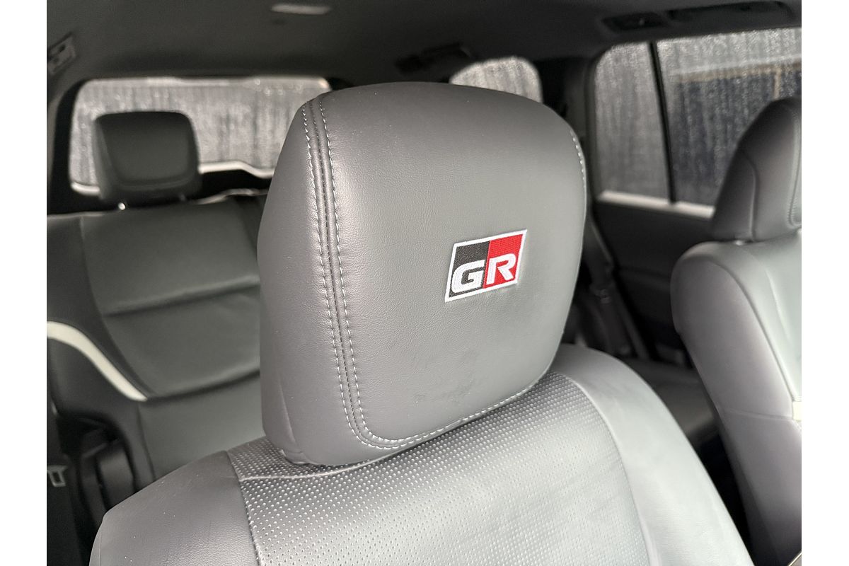 2024 Toyota Landcruiser GR Sport FJA300R