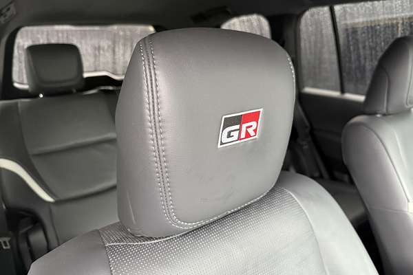 2024 Toyota Landcruiser GR Sport FJA300R