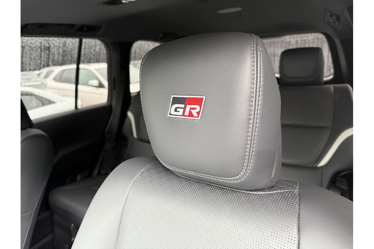 2024 Toyota Landcruiser GR Sport FJA300R