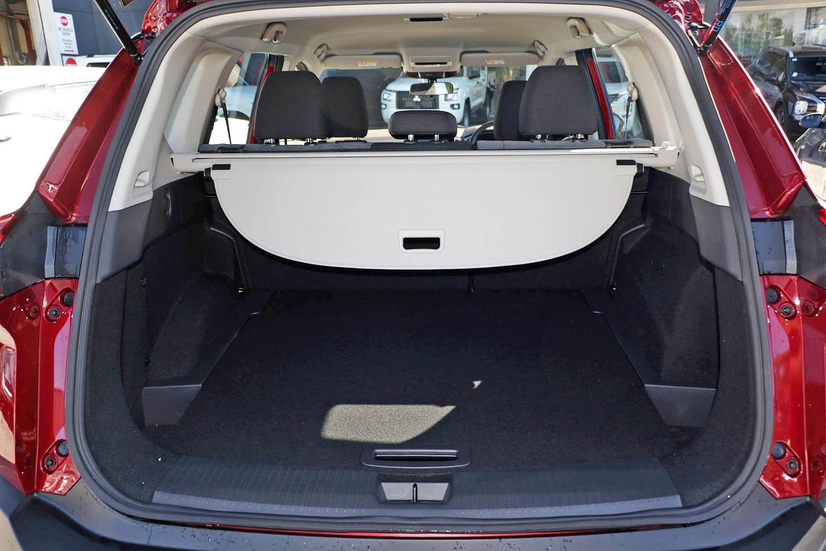2025 Nissan X-TRAIL ST T33