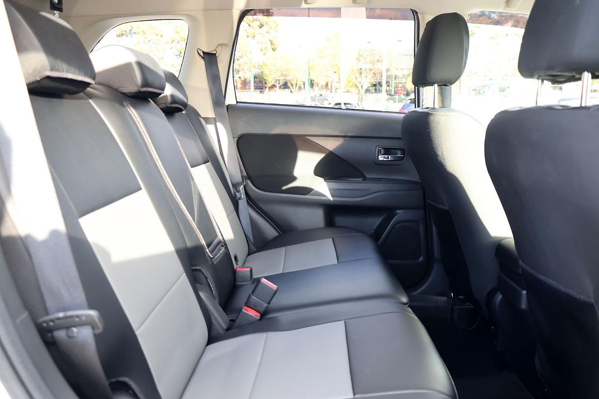 2017 Mitsubishi Outlander LS ZL