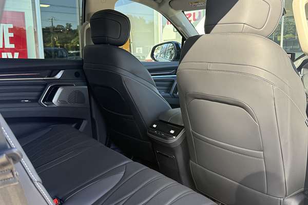 2025 LDV D90 Executive SV9A