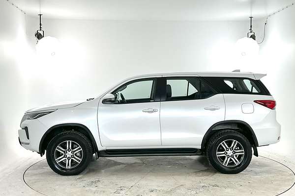2023 Toyota Fortuner GX GUN156R