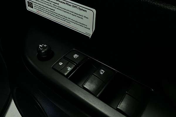 2020 Toyota Hilux SR GUN126R 4X4