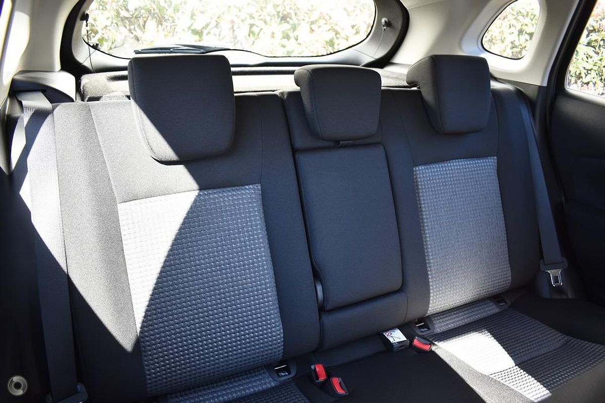 2024 Suzuki S-Cross JYB