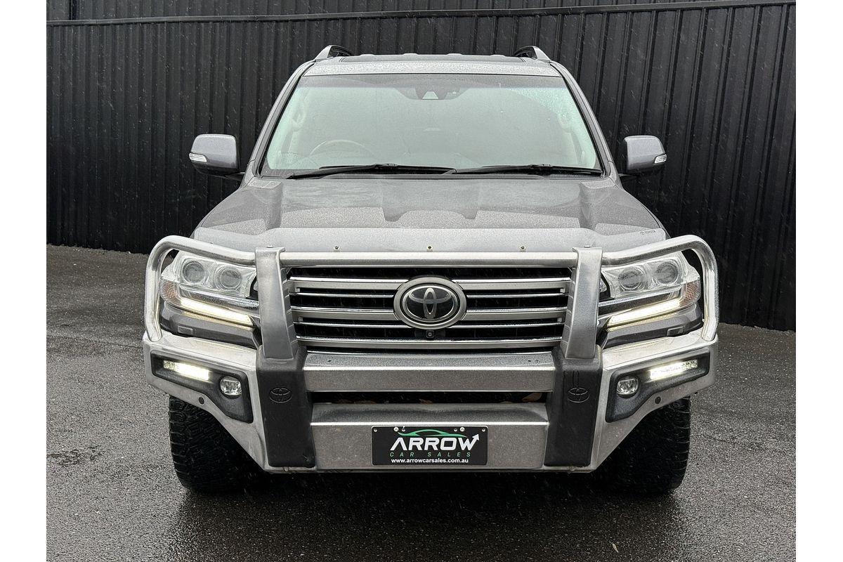2017 Toyota Landcruiser Sahara VDJ200R