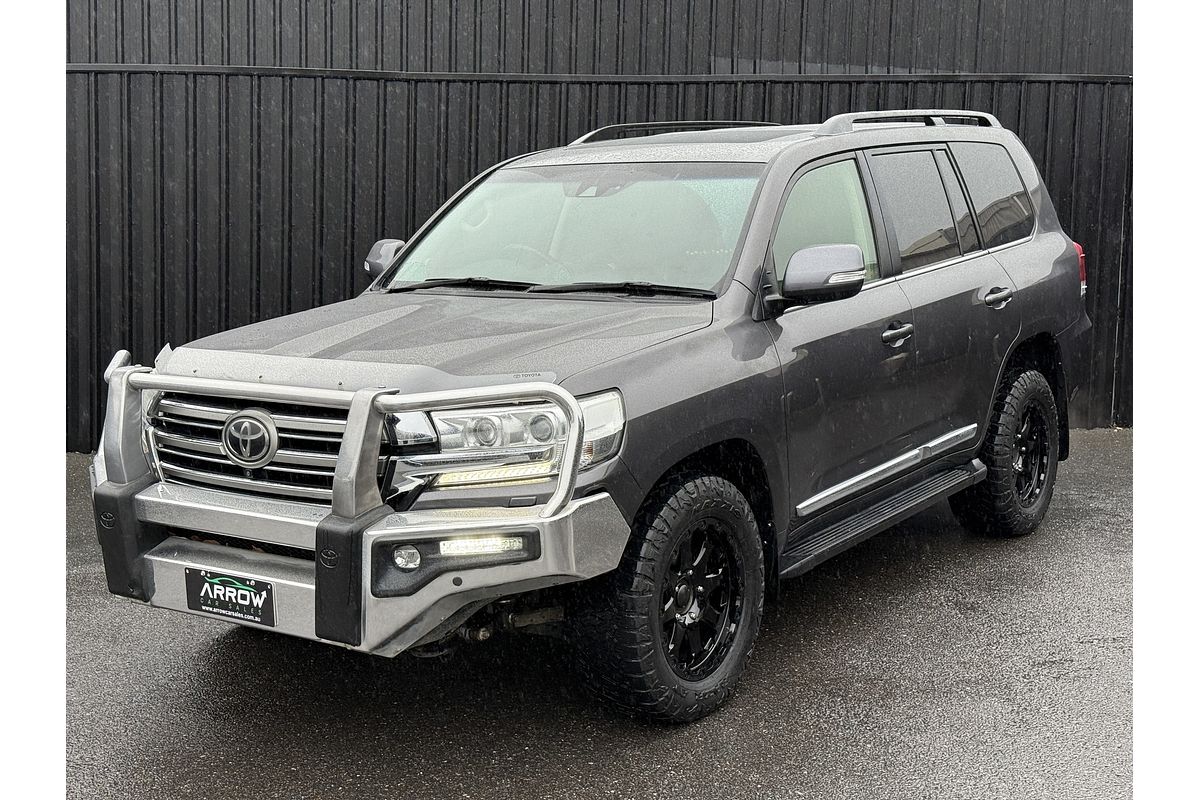2017 Toyota Landcruiser Sahara VDJ200R