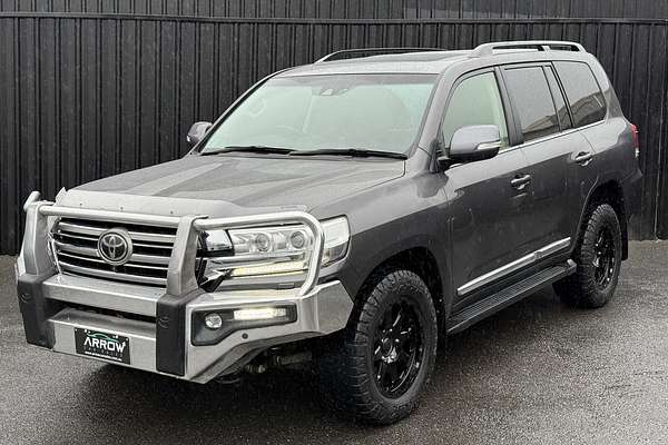 2017 Toyota Landcruiser Sahara VDJ200R