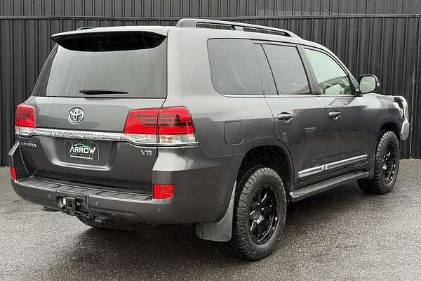 2017 Toyota Landcruiser Sahara VDJ200R