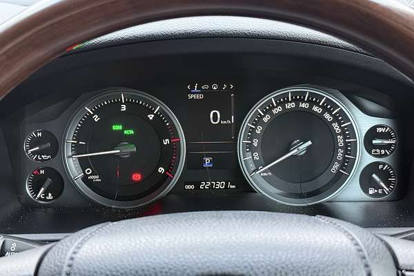 2017 Toyota Landcruiser Sahara VDJ200R