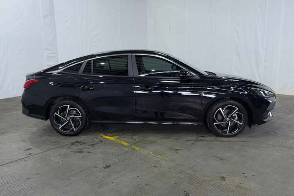 2023 MG MG5 Essence