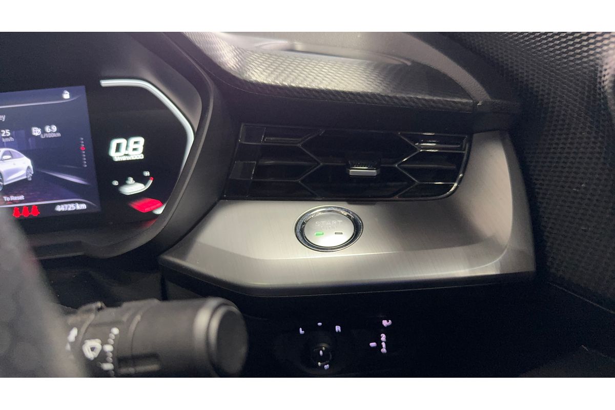 2023 MG MG5 Essence