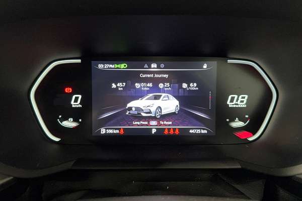 2023 MG MG5 Essence