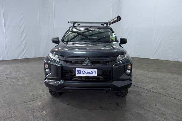 2020 Mitsubishi Triton GLX ADAS MR 4X4