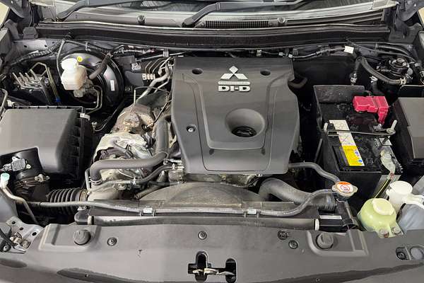 2020 Mitsubishi Triton GLX ADAS MR 4X4