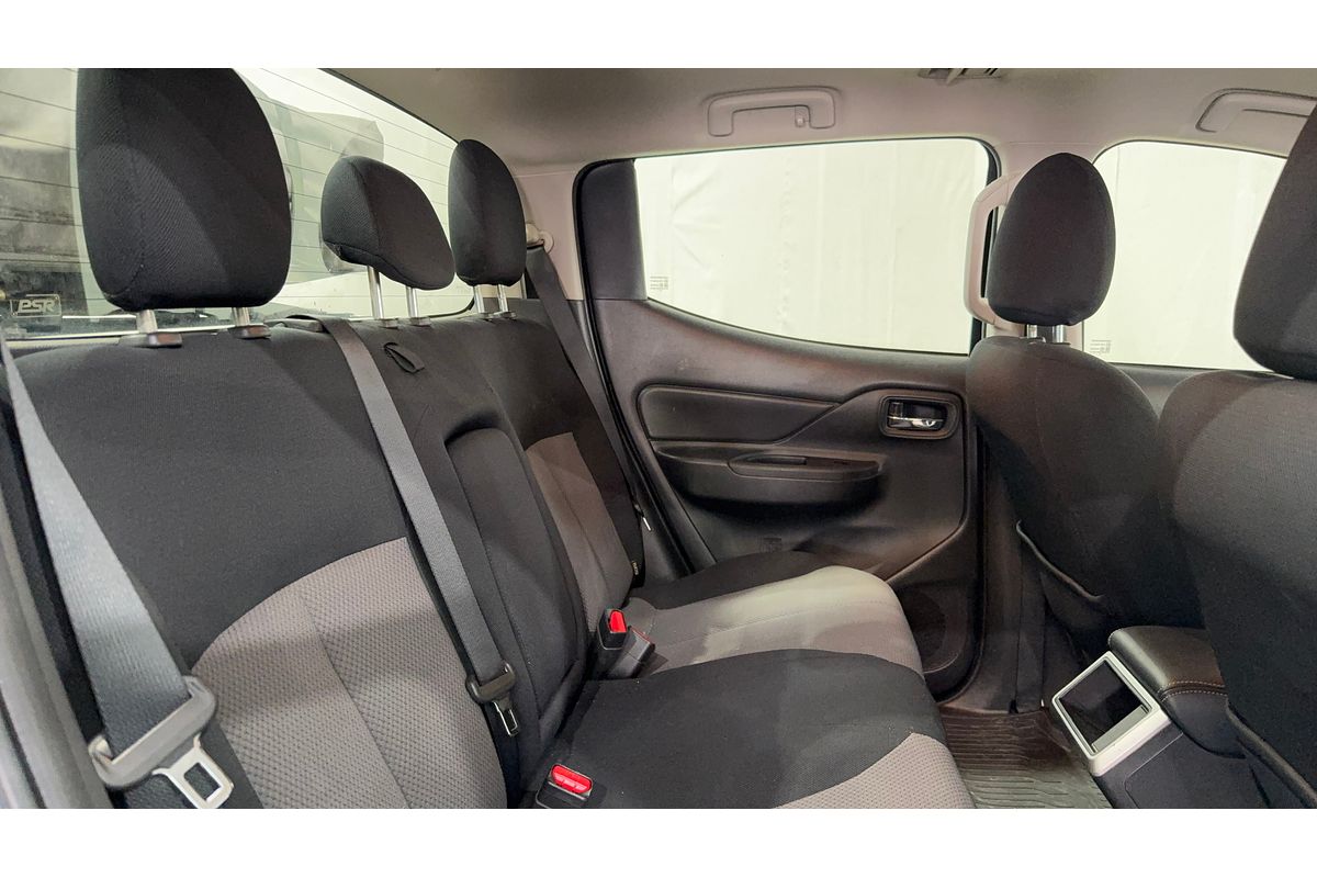 2020 Mitsubishi Triton GLX ADAS MR 4X4
