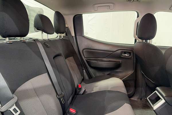 2020 Mitsubishi Triton GLX ADAS MR 4X4