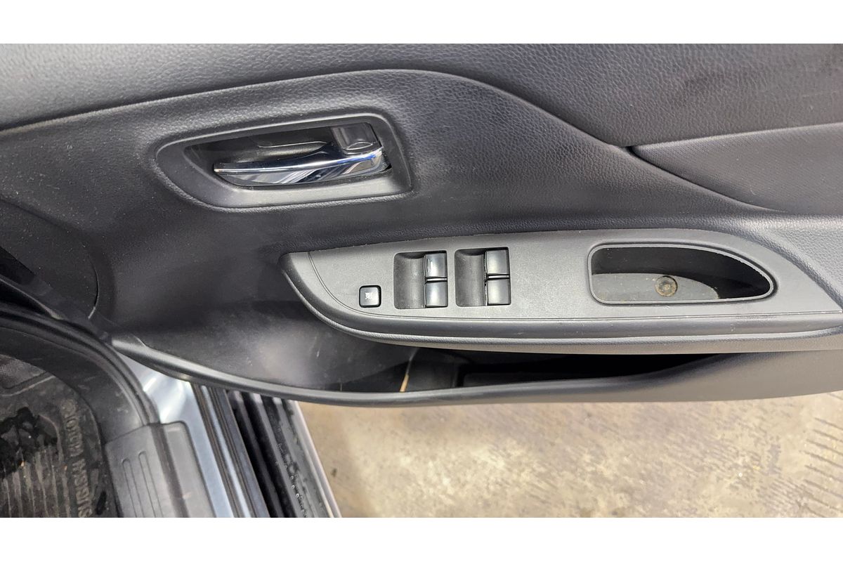 2020 Mitsubishi Triton GLX ADAS MR 4X4