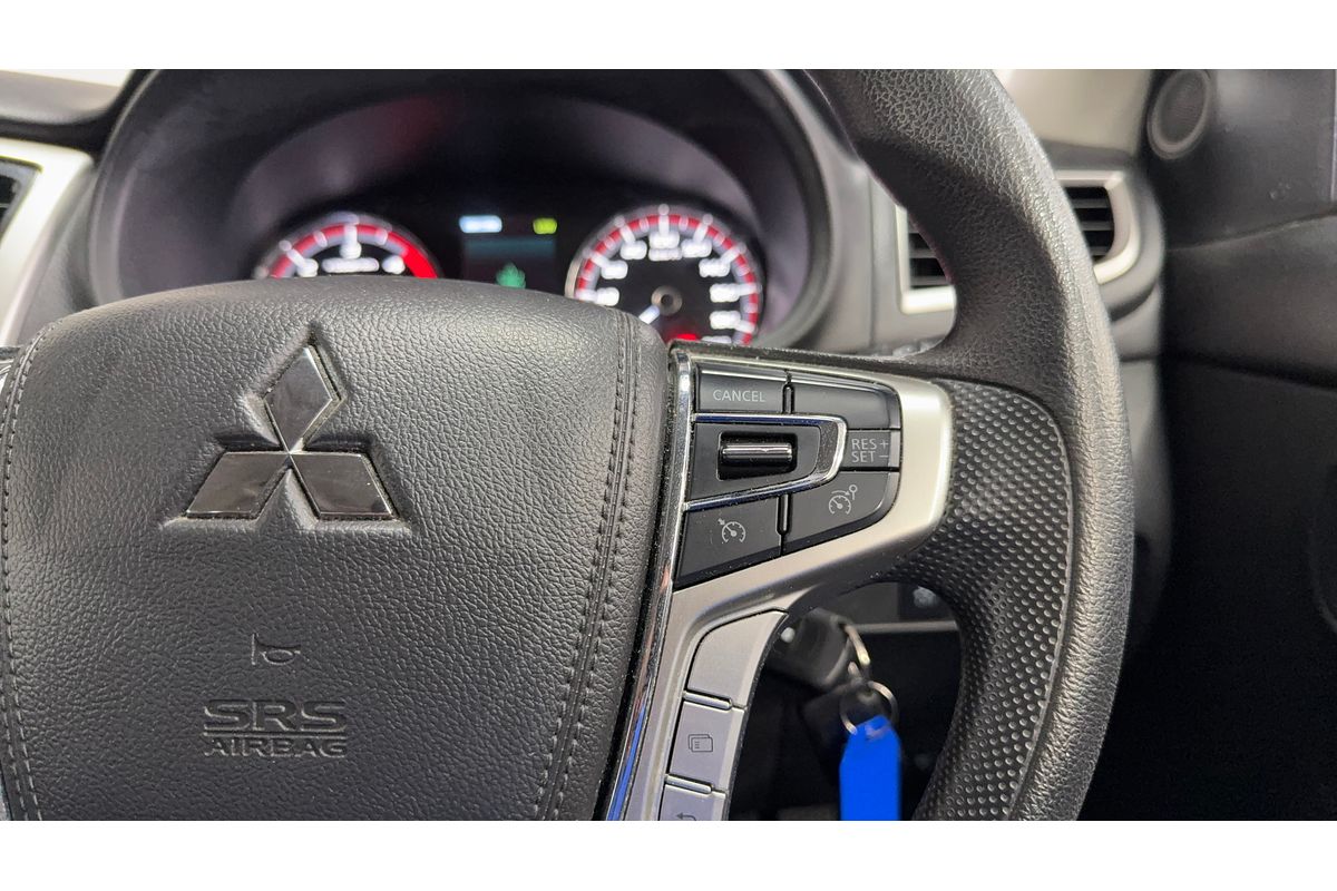 2020 Mitsubishi Triton GLX ADAS MR 4X4