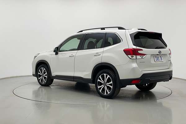 2019 Subaru Forester 2.5i Premium S5