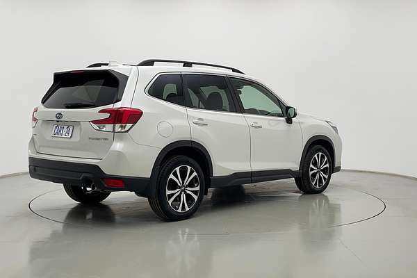 2019 Subaru Forester 2.5i Premium S5