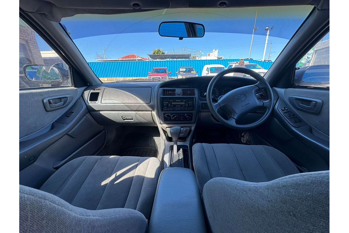 2002 Toyota Avalon Conquest MCX10R Mark II