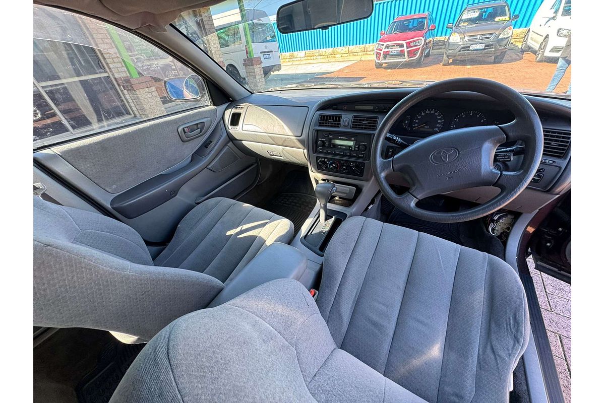 2002 Toyota Avalon Conquest MCX10R Mark II