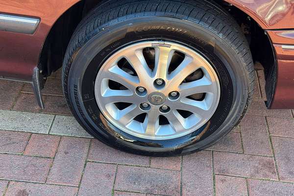 2002 Toyota Avalon Conquest MCX10R Mark II