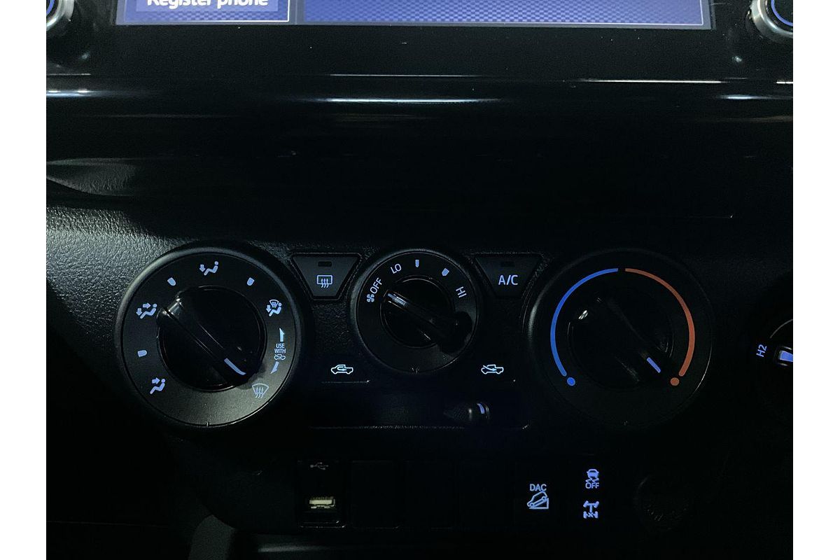 2020 Toyota Hilux SR GUN126R 4X4