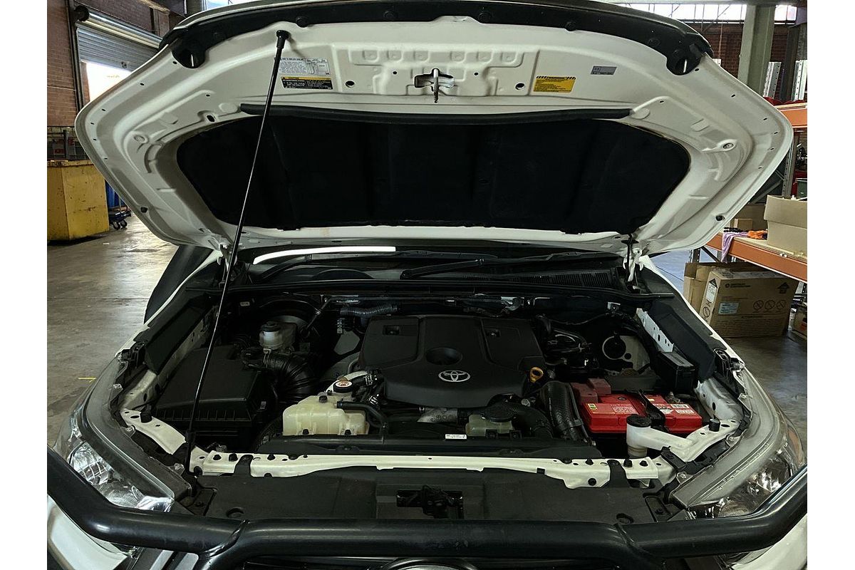 2020 Toyota Hilux SR GUN126R 4X4