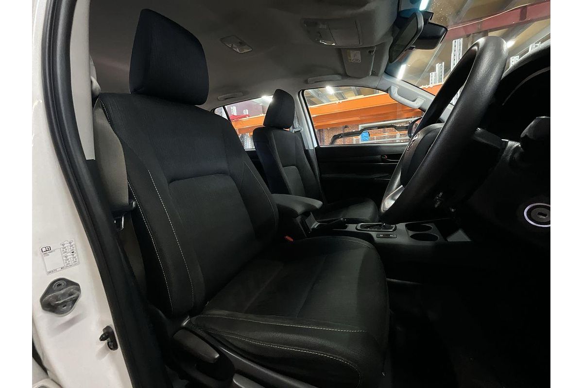 2020 Toyota Hilux SR GUN126R 4X4