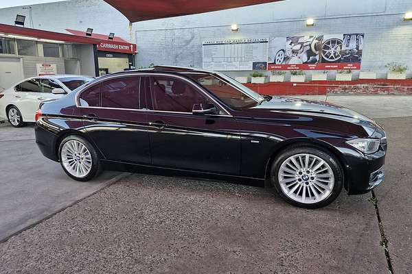 2014 BMW 3 Series 320i Luxury Line F30