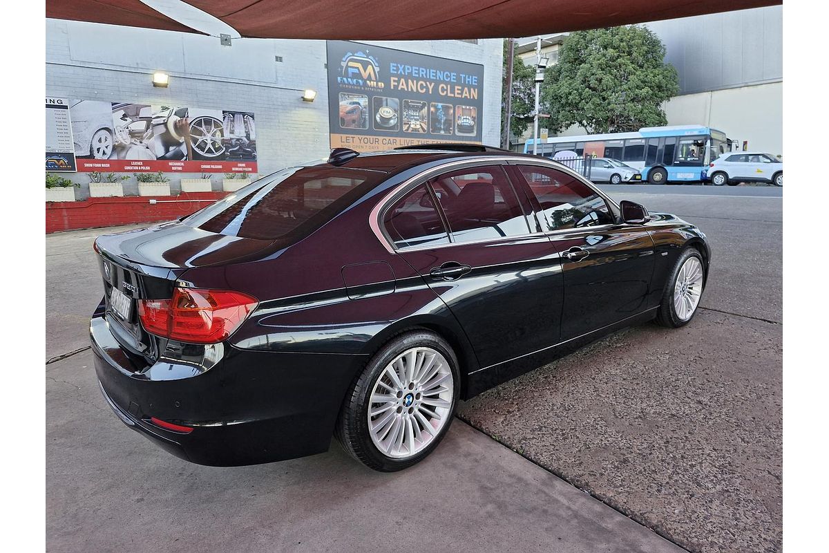 2014 BMW 3 Series 320i Luxury Line F30