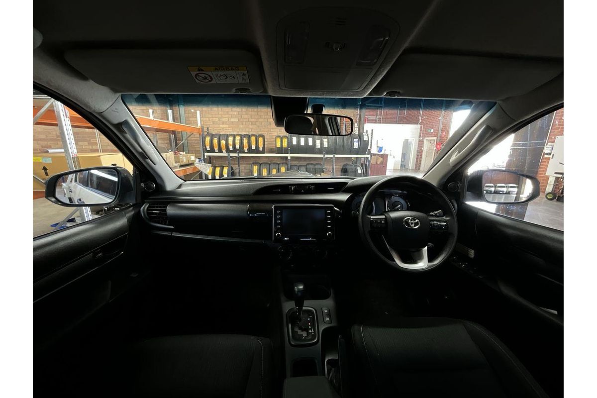 2020 Toyota Hilux SR GUN126R 4X4